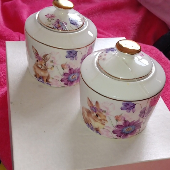 New floral jar with lid Jar - Picture 8 of 8